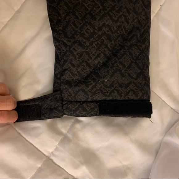 Columbia Boys Kids Winter Jacket - Black and Orange Size M - Picture 11 of 13